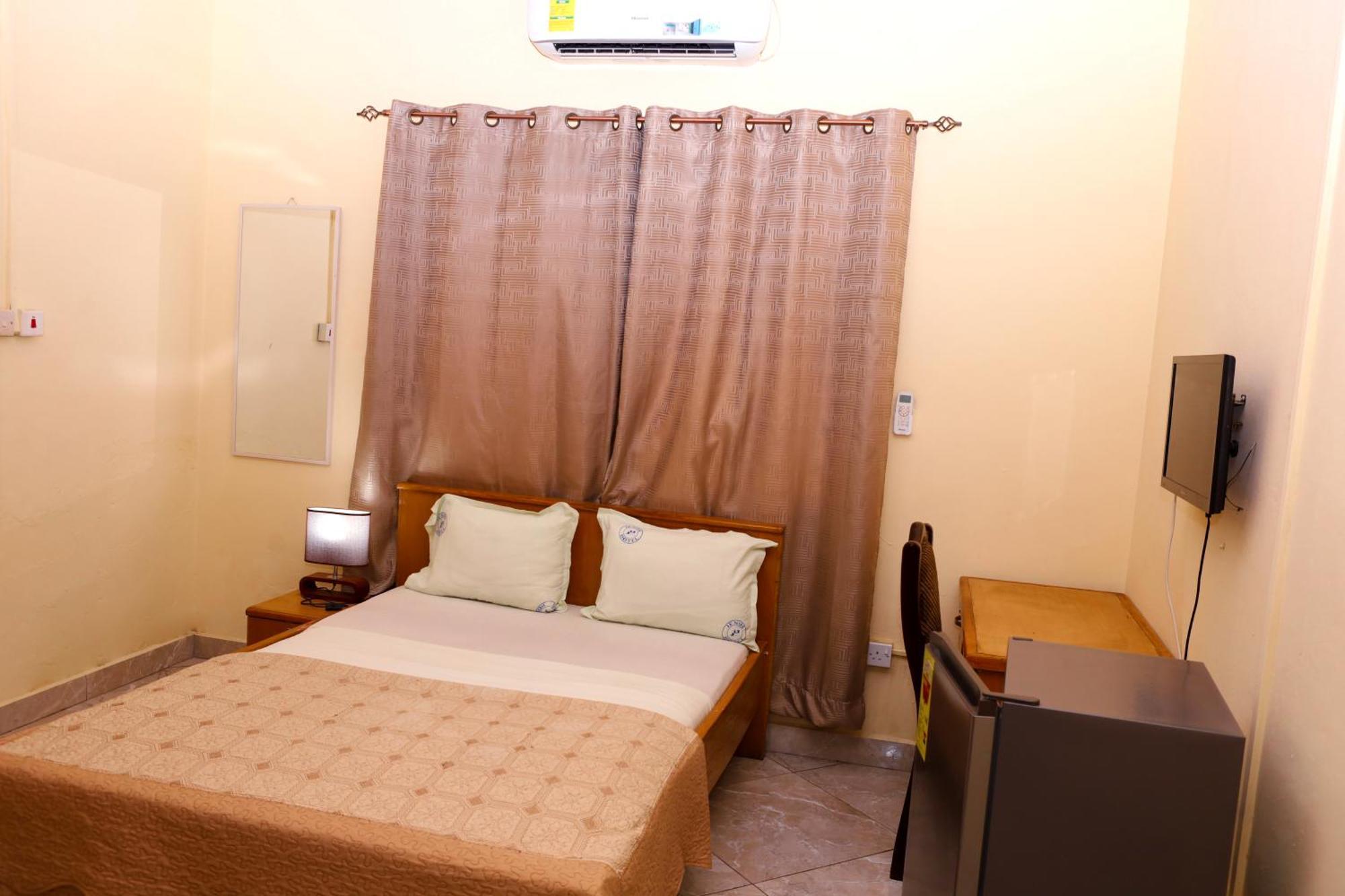 Jenos Hotels Accra Eksteriør billede