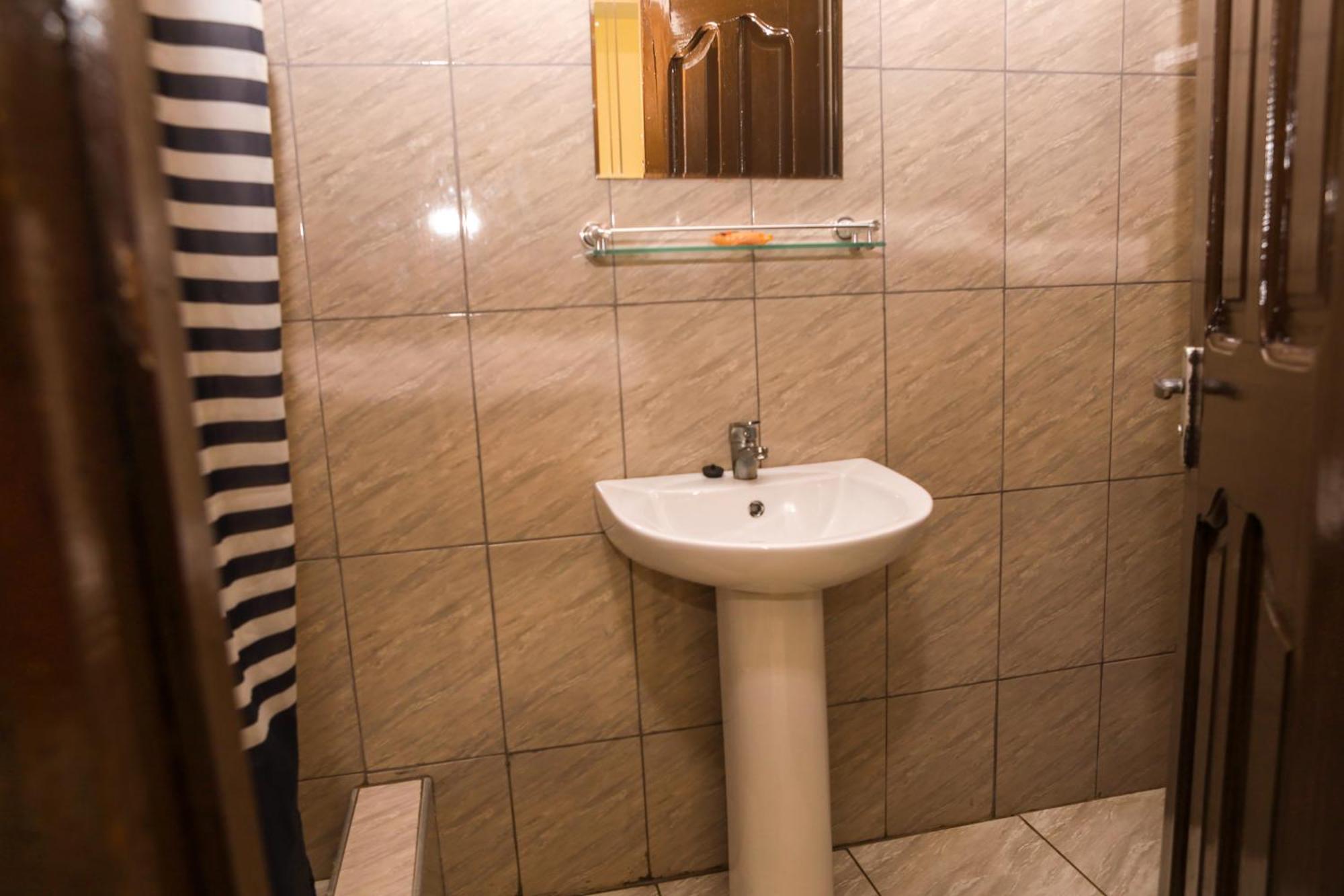 Jenos Hotels Accra Eksteriør billede