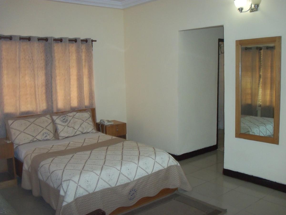 Jenos Hotels Accra Eksteriør billede