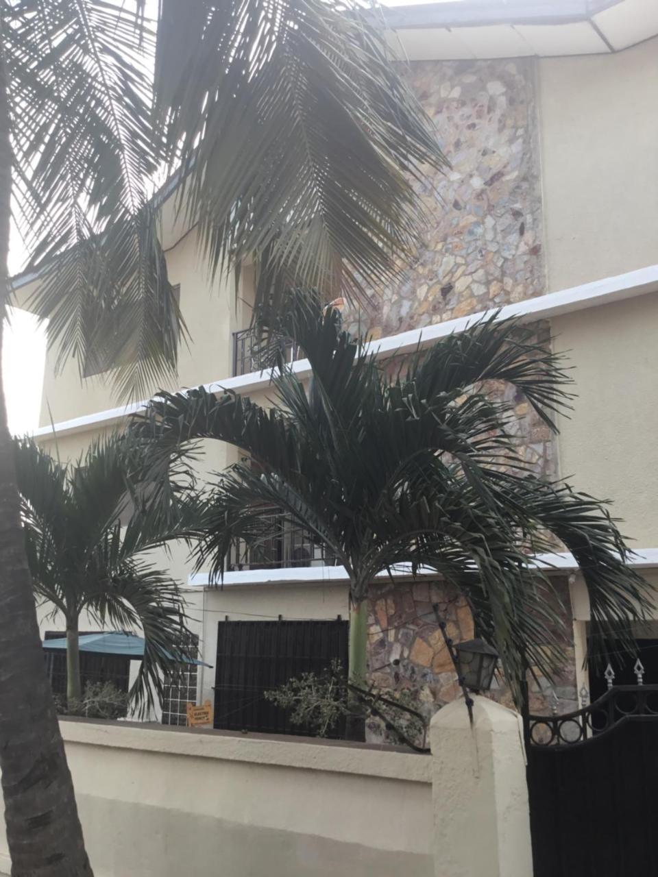 Jenos Hotels Accra Eksteriør billede